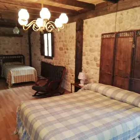 Algarabiastaying 2 Granja San Julian Medina de Pomar