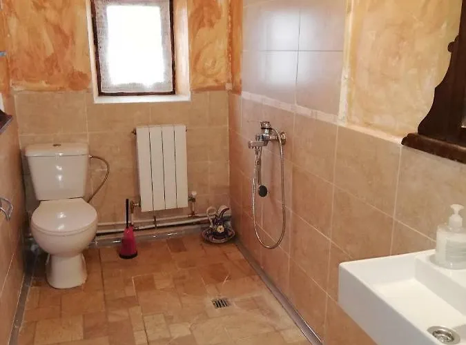 Algarabiastaying 2 Granja San Julian *